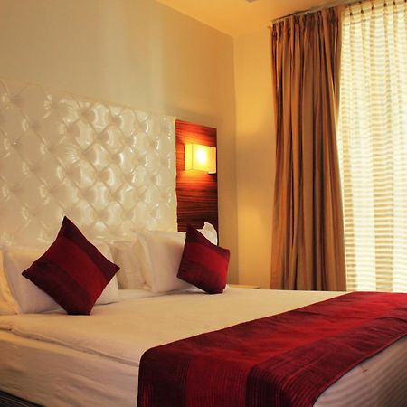 ניו דלהי Hotel Ivory 32 מראה חיצוני תמונה