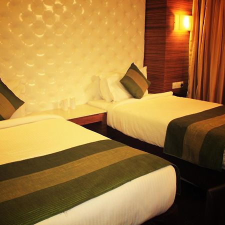 ניו דלהי Hotel Ivory 32 מראה חיצוני תמונה