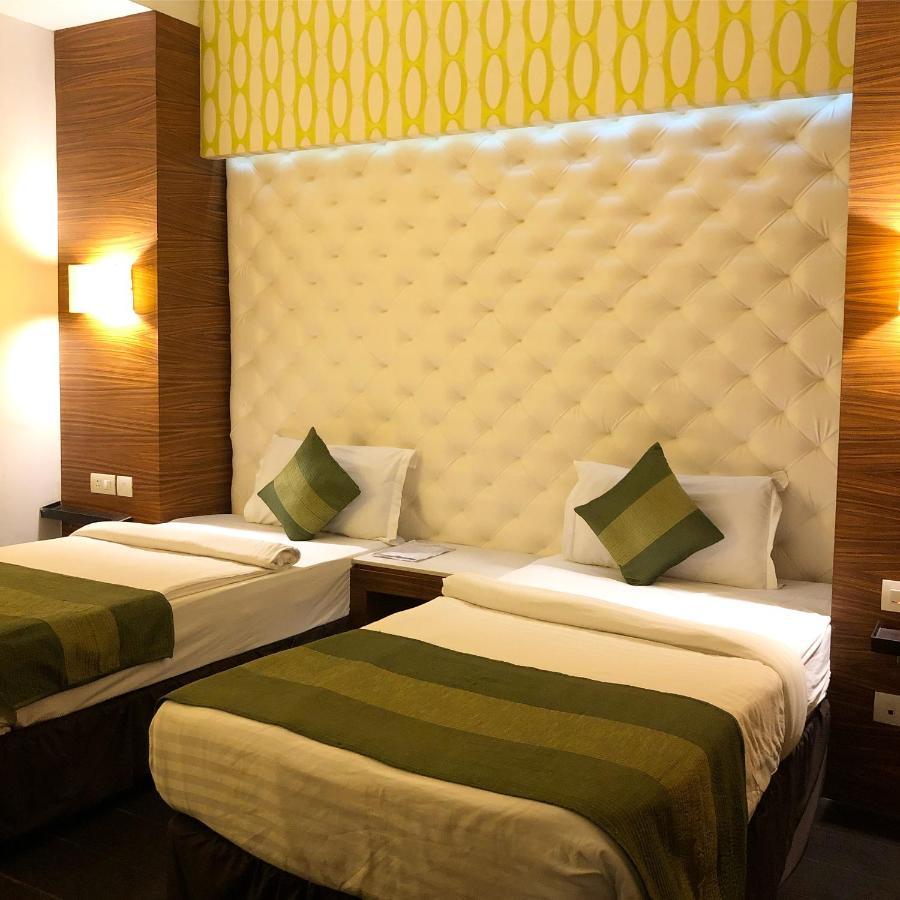 ניו דלהי Hotel Ivory 32 מראה חיצוני תמונה