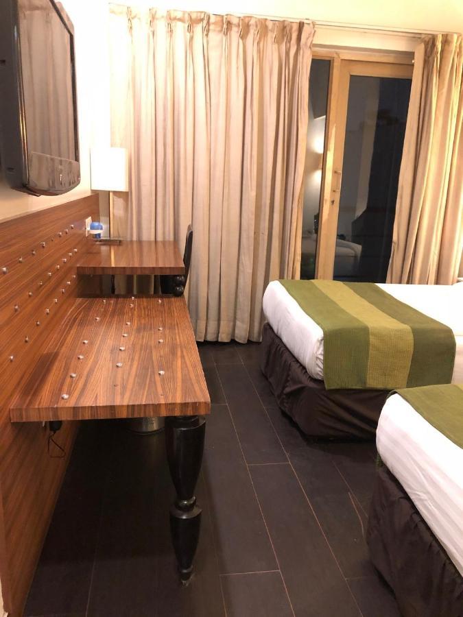 ניו דלהי Hotel Ivory 32 מראה חיצוני תמונה