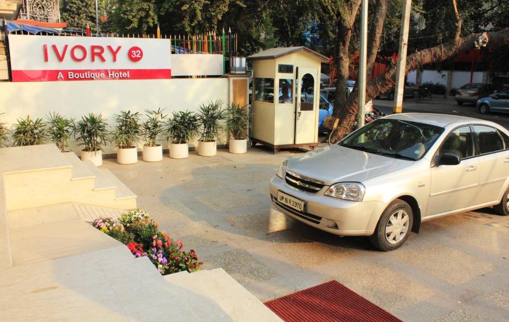 ניו דלהי Hotel Ivory 32 מראה חיצוני תמונה