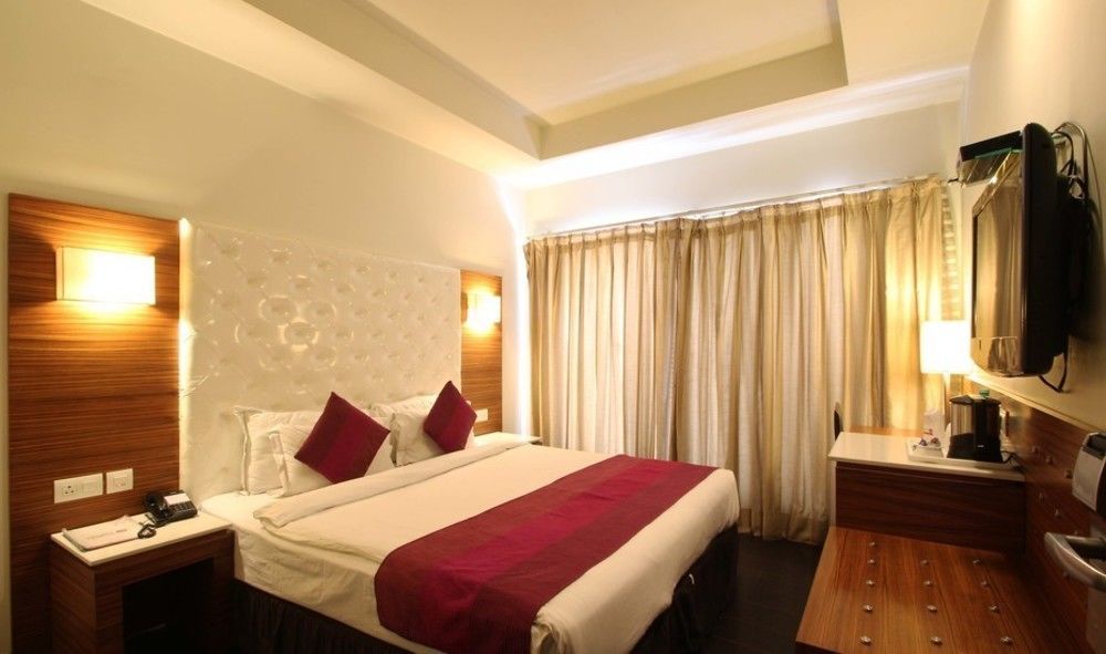 ניו דלהי Hotel Ivory 32 מראה חיצוני תמונה